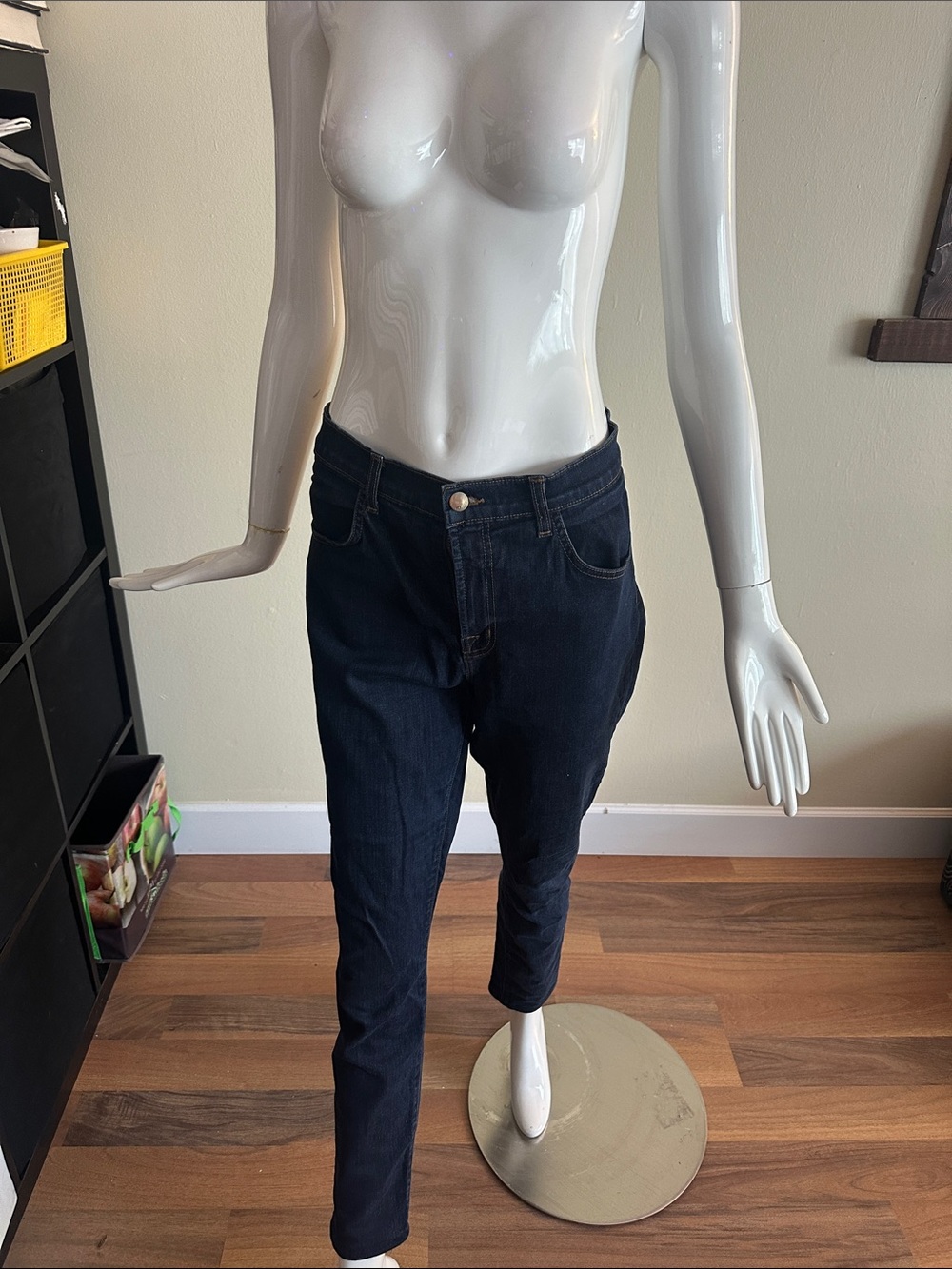 J Brand Dark Blue Ankle Jeans - Slim Cropped Fit